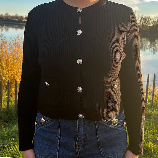 Pull avec boutons